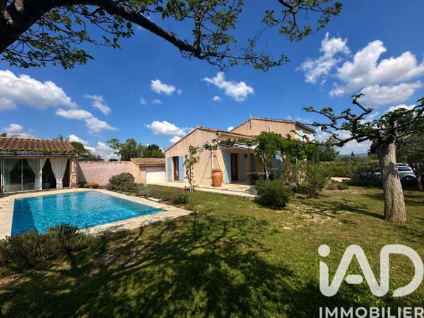 Maison à vendre 5 pièces 183 m² Châteauneuf-de-Gadagne