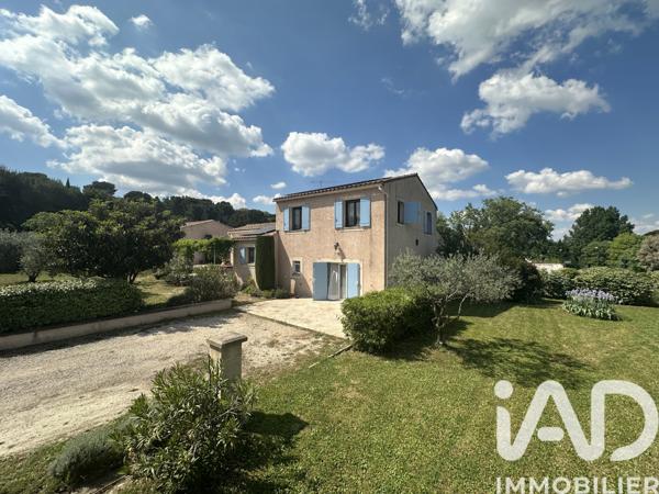 Maison à vendre 5 pièces 183 m² Châteauneuf-de-Gadagne