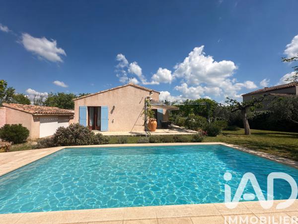 Maison à vendre 5 pièces 183 m² Châteauneuf-de-Gadagne