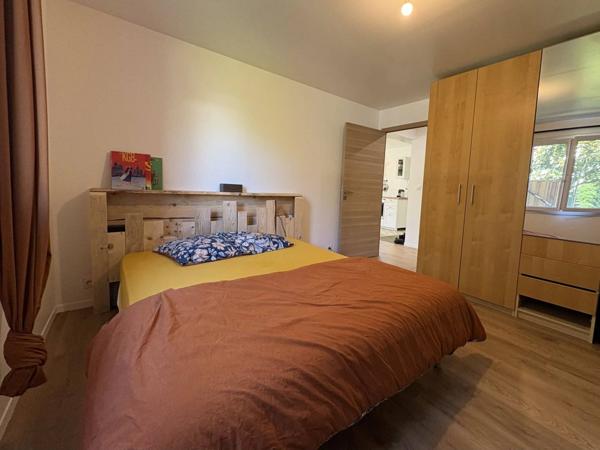 Maison mitoyenne avec atelier