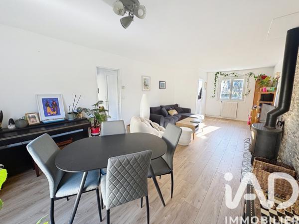 Maison à vendre 5 pièces 105 m² Bernières-sur-Mer