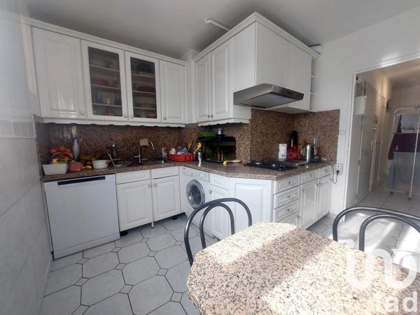 Appartement 4 pièces de 76 m² à Saint-Gratien (95210)