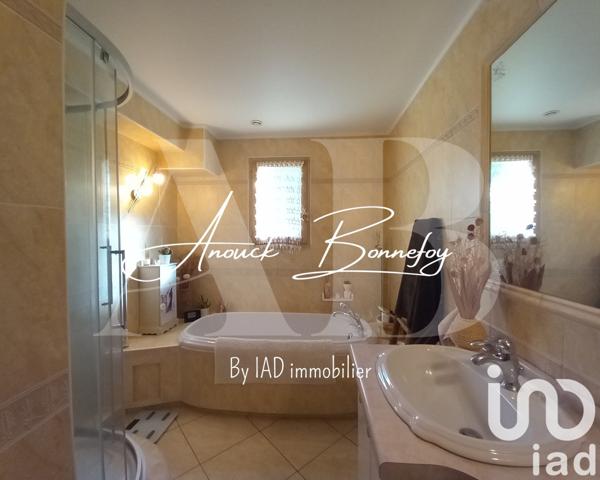 Maison traditionnelle 7 pièces de 156 m² à Valence (26000)