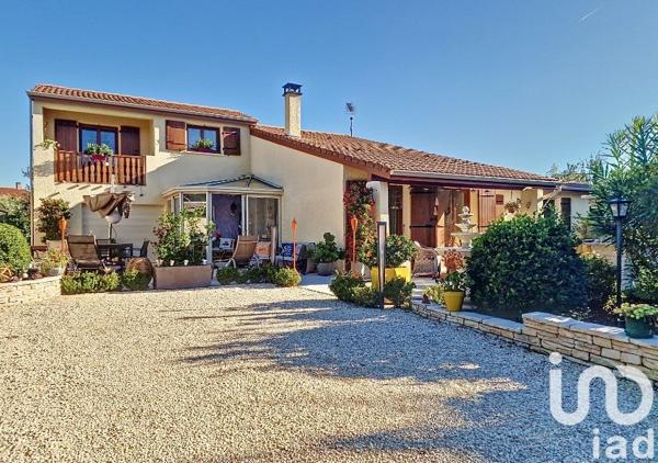 Maison traditionnelle 7 pièces de 156 m² à Valence (26000)