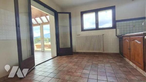 MAISON AU CALME AVEC VUE