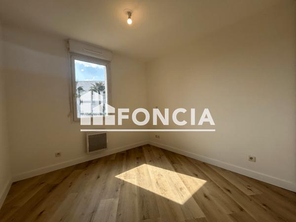 Location Appartement 3 pièces 59.55 m² - 49 RUE GERRY ROUFS Beziers 34500