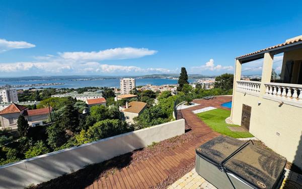 Maison à vendre    6 pièces • 160 m2 Sète