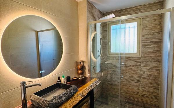 Maison à vendre    6 pièces • 160 m2 Sète