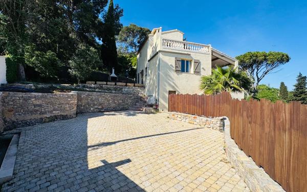 Maison à vendre    6 pièces • 160 m2 Sète