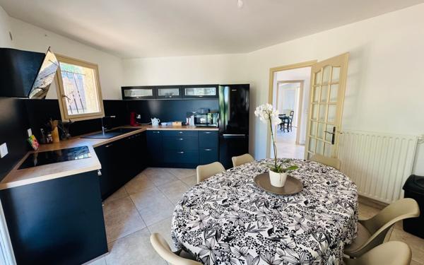 Maison à vendre    6 pièces • 160 m2 Sète