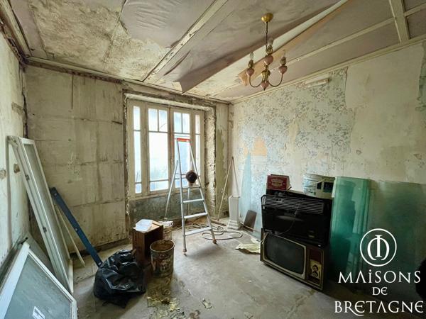 29310 QUERRIEN Querrien - Immeuble à rénover 220 m²