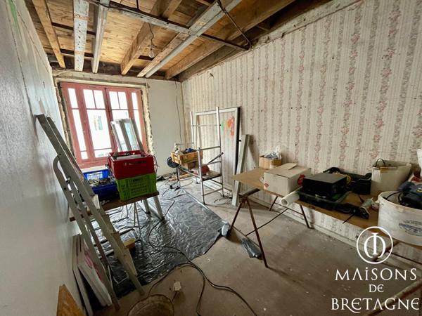 29310 QUERRIEN Querrien - Immeuble à rénover 220 m²