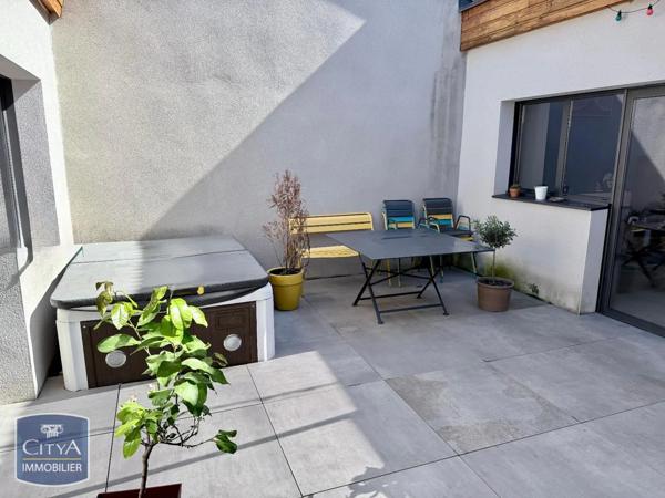 Maison à louer 5 pièces 119m²