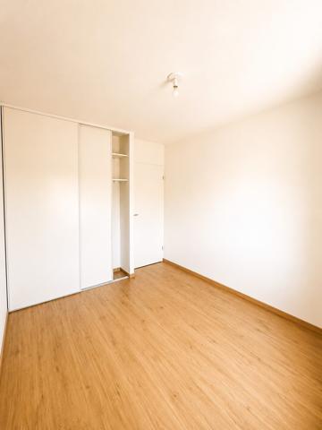 Type 4 en duplex avec jardin privatif et garage à Vannes