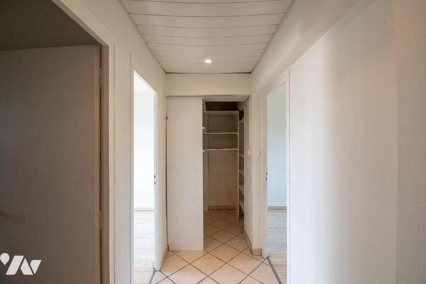 Appartement T3 traversant de 65,97 m² avec balcon et cave - Dernier Etage