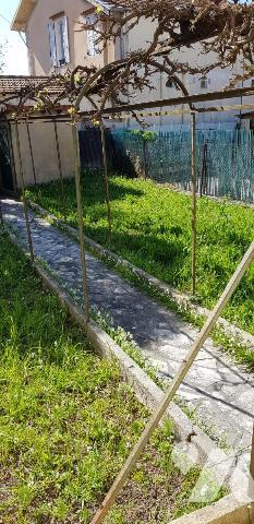 Golfe Juan Exclusivité proximité commodités Charmante maison avec jardin plein sud et parking