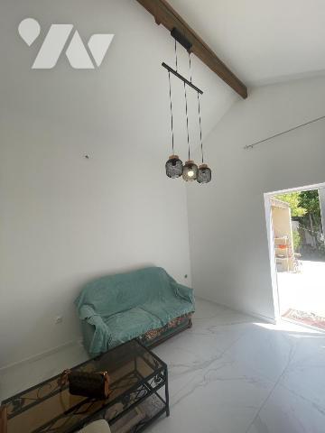 Golfe Juan Exclusivité proximité commodités Charmante maison avec jardin plein sud et parking