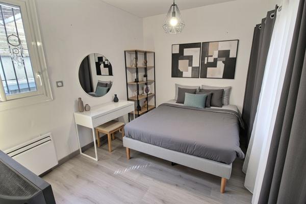 A VENDRE APPARTEMENT REZ-DE-CHAUSSEE DE 70.60 M² AVEC JARDIN, TERRASSE ET PARKING SECURISE