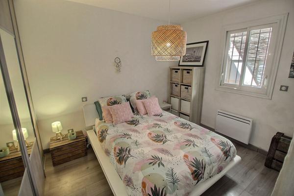 A VENDRE APPARTEMENT REZ-DE-CHAUSSEE DE 70.60 M² AVEC JARDIN, TERRASSE ET PARKING SECURISE