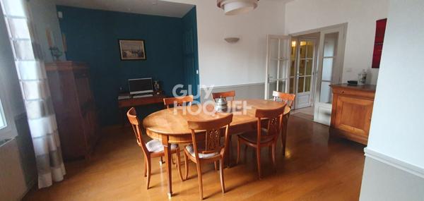 Châteaudun : maison F7 (200 m²)