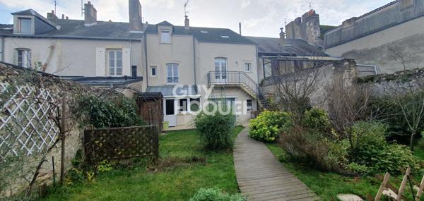 Châteaudun : maison F7 (200 m²)