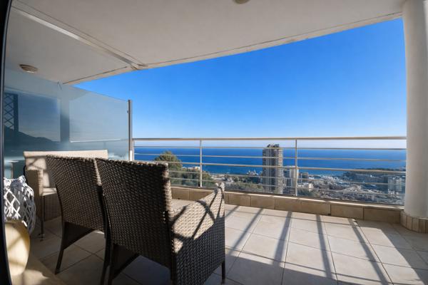 Magnifique deux piéces avec terrasse vue mer et parking