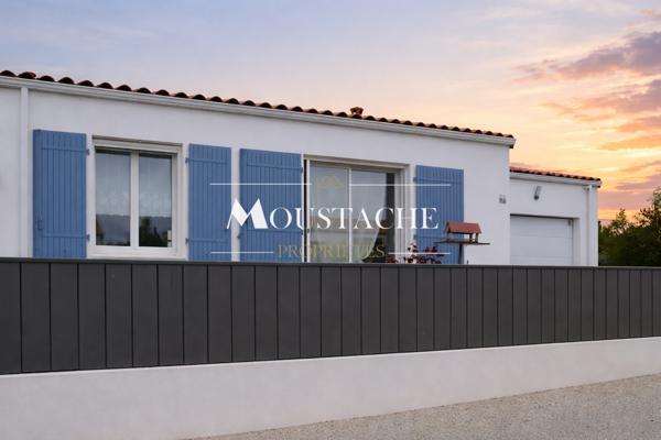 MAISON CONTEMPORAINE DE PLAIN-PIED - PROCHE CENTRE-VILLE -