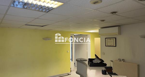 À vendre Local commercial 109 m² - Fontaine 38600