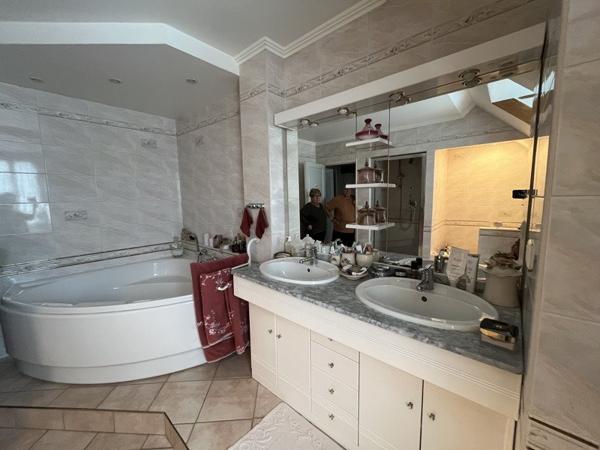 Maison à vendre |  Maisonnais |  7 pièces | 190 m²