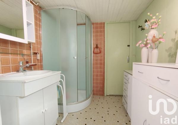 House for sale 5 rooms 89 m² Le Plessis-Trévise