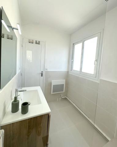 Appartement
                                                                                                                                                                                                                                                                                                                        3 pièce(s)                                                                                                                                                                                                          1 chambre(s)                                                                                                                                                                                                          67  m²