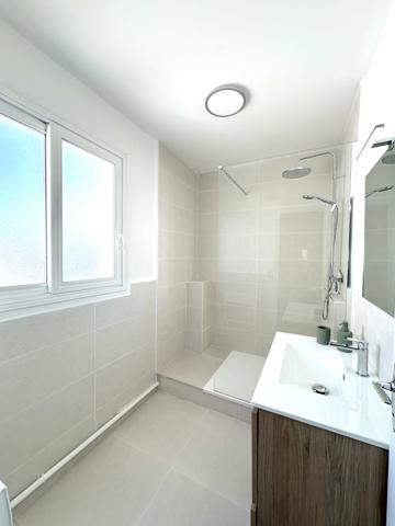 Appartement
                                                                                                                                                                                                                                                                                                                        3 pièce(s)                                                                                                                                                                                                          1 chambre(s)                                                                                                                                                                                                          67  m²