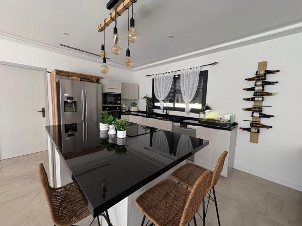 Vente / Maison T4