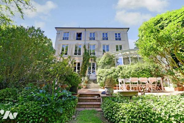 SAVIGNY SUR ORGE (91) - NOTAIRE VEND EN EXCLUSIVITE MAISON DE MAITRE  