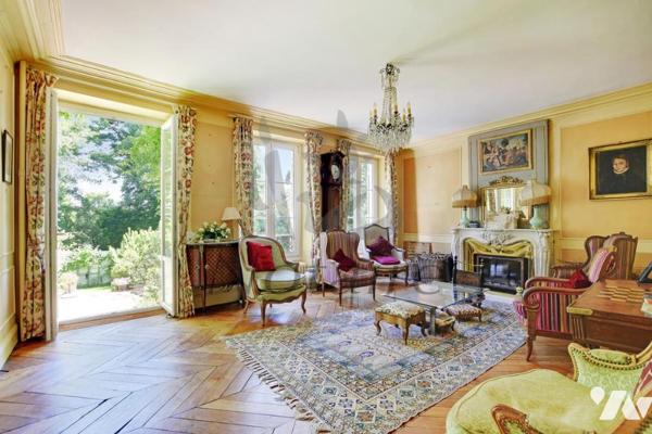 SAVIGNY SUR ORGE (91) - NOTAIRE VEND EN EXCLUSIVITE MAISON DE MAITRE  