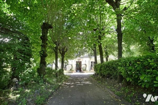 SAVIGNY SUR ORGE (91) - NOTAIRE VEND EN EXCLUSIVITE MAISON DE MAITRE  