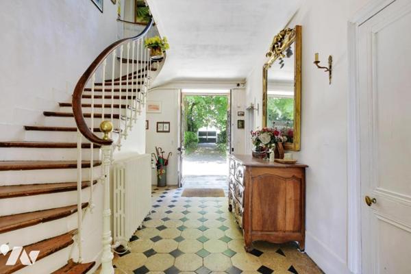 SAVIGNY SUR ORGE (91) - NOTAIRE VEND EN EXCLUSIVITE MAISON DE MAITRE  