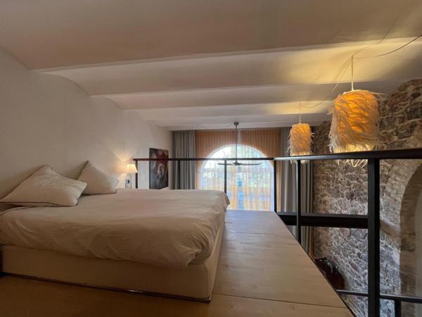 CANNES, Atelier d'artiste réinterprété en Loft, 74m2