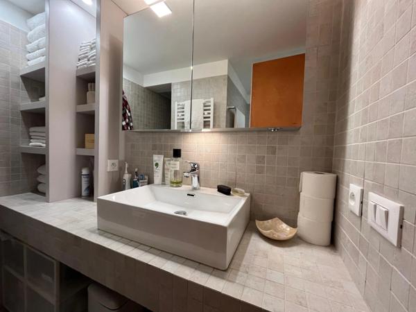 CANNES, Atelier d'artiste réinterprété en Loft, 74m2