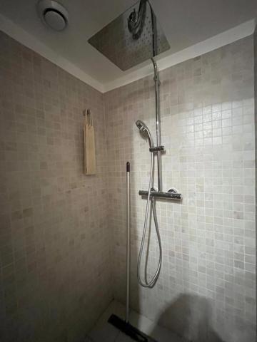 CANNES, Atelier d'artiste réinterprété en Loft, 74m2