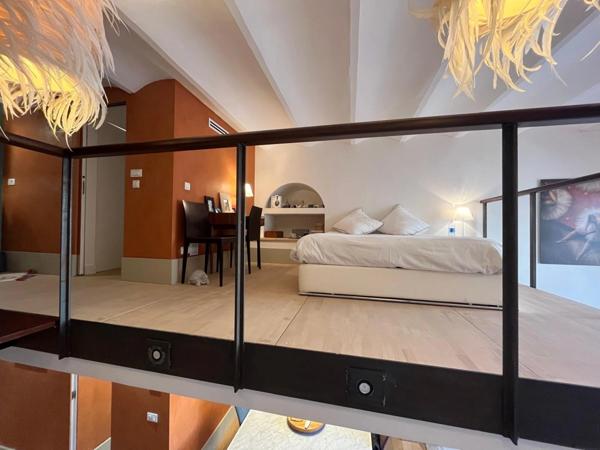 CANNES, Atelier d'artiste réinterprété en Loft, 74m2