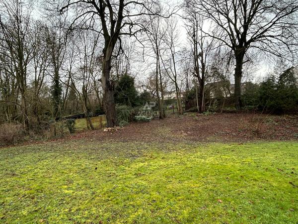 Maison Pontoise 6 pièce(s) 124.70 m2 €588 000 ** - Référence 11160