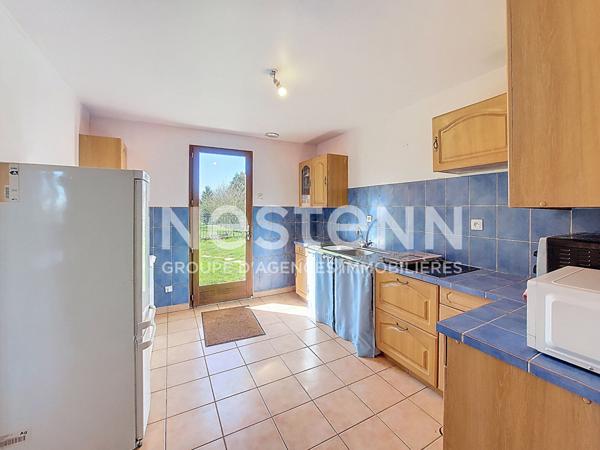 Maison proche Angerville plain pied, sous sol de 4 pièces