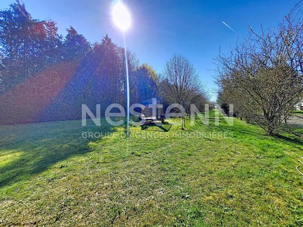 Maison proche Angerville plain pied, sous sol de 4 pièces