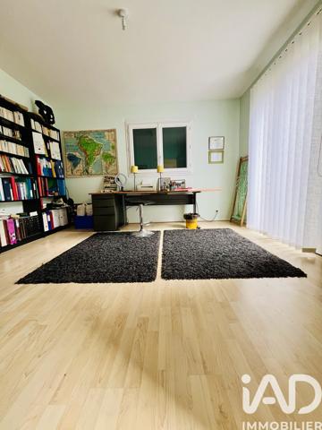 Maison à vendre 6 pièces 205 m² Saint-Laurent-des-Vignes