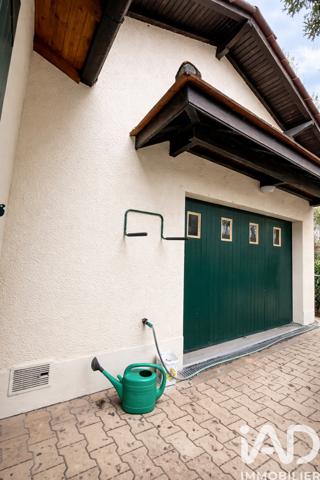 Maison à vendre 6 pièces 205 m² Saint-Laurent-des-Vignes