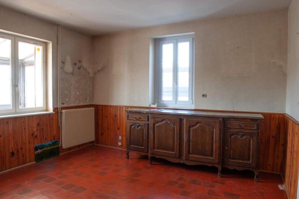 Authentique maison de garde-barrière