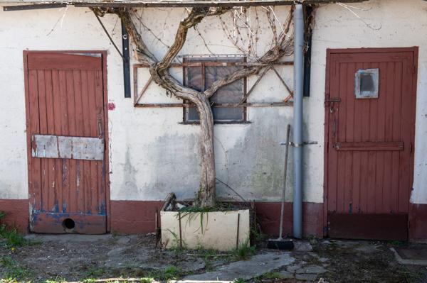Authentique maison de garde-barrière