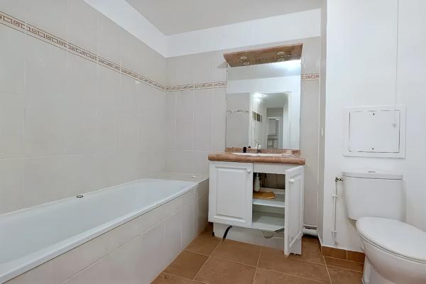 Joli appartement à 3 minutes à pied de la gare