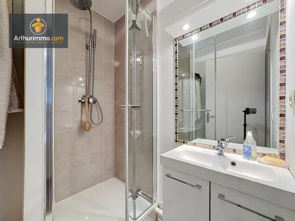 Vente                                                      Appartement
                        
                     5 pièces                      95 m2                     à Eaubonne